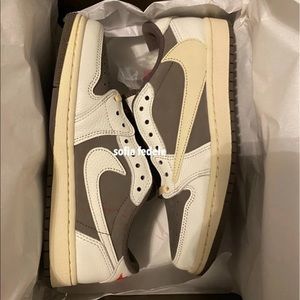 Travis Scott Reverse Mocha Jordan 1